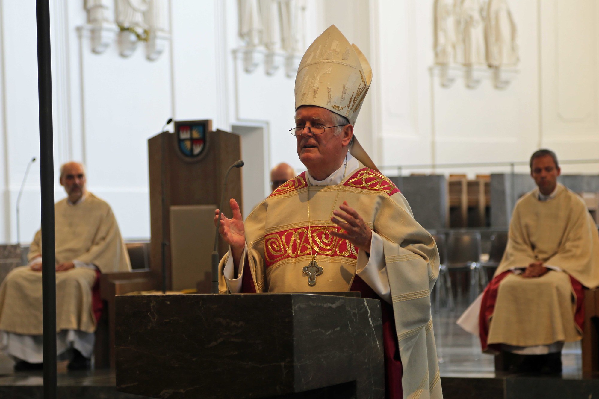 Pontifikalgottesdienst für Ehejubilare am Donnerstag, 6. Juli - Dekanate Bad Kissingen, Hammelburg, Kitzingen, Ochsenfurt, Stadtpfarrei Schweinfurt, Schweinfurt-Nord und -Süd